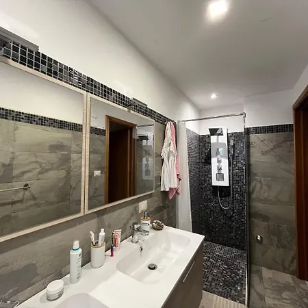 아파트 Etna Marine Garden *